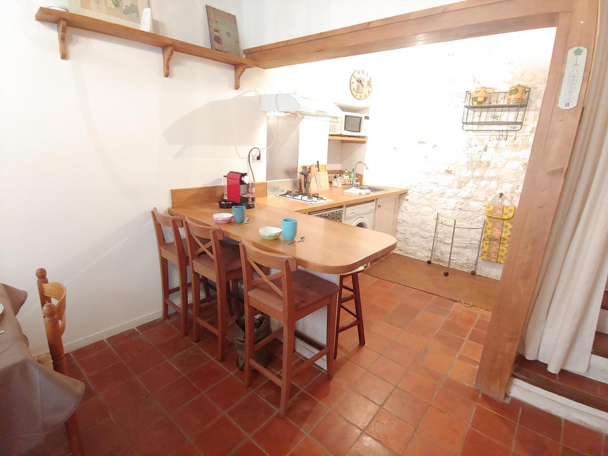 Charmante Maison Arlesienne A L'Ombre Des Arenes, De 2 A 5P Exteriér fotografie