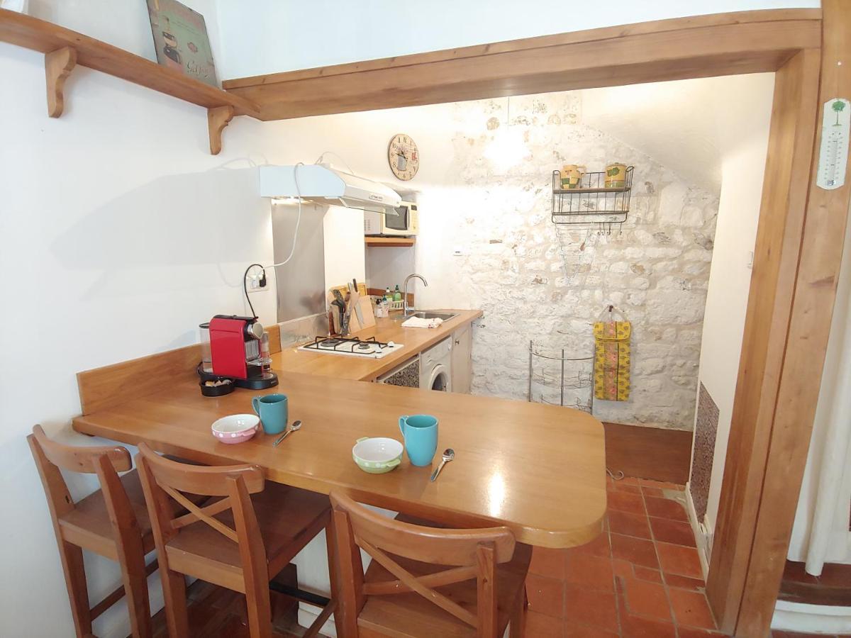 Charmante Maison Arlesienne A L'Ombre Des Arenes, De 2 A 5P Exteriér fotografie