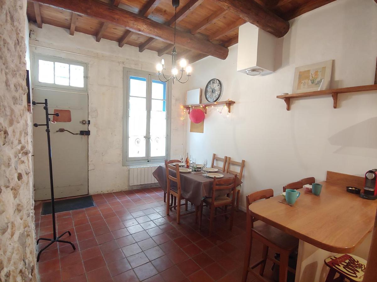 Charmante Maison Arlesienne A L'Ombre Des Arenes, De 2 A 5P Exteriér fotografie